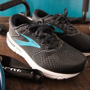 Brooks Ariel 20